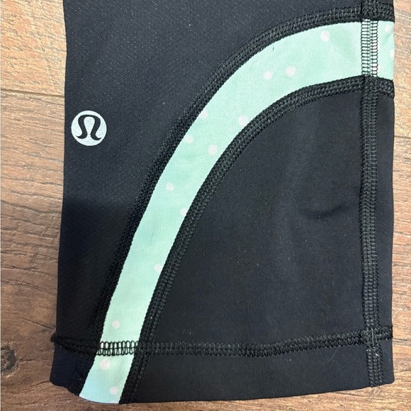 Lululemon Run Inspire Crop II Athletic Leggings Size 6 - Picture 4 of 5